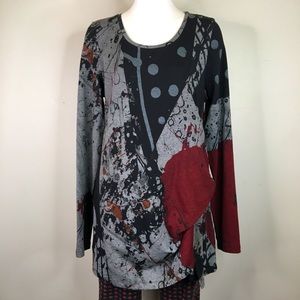 Crea Concept size 42 long sweater abstract print cinch side. Great with leggings